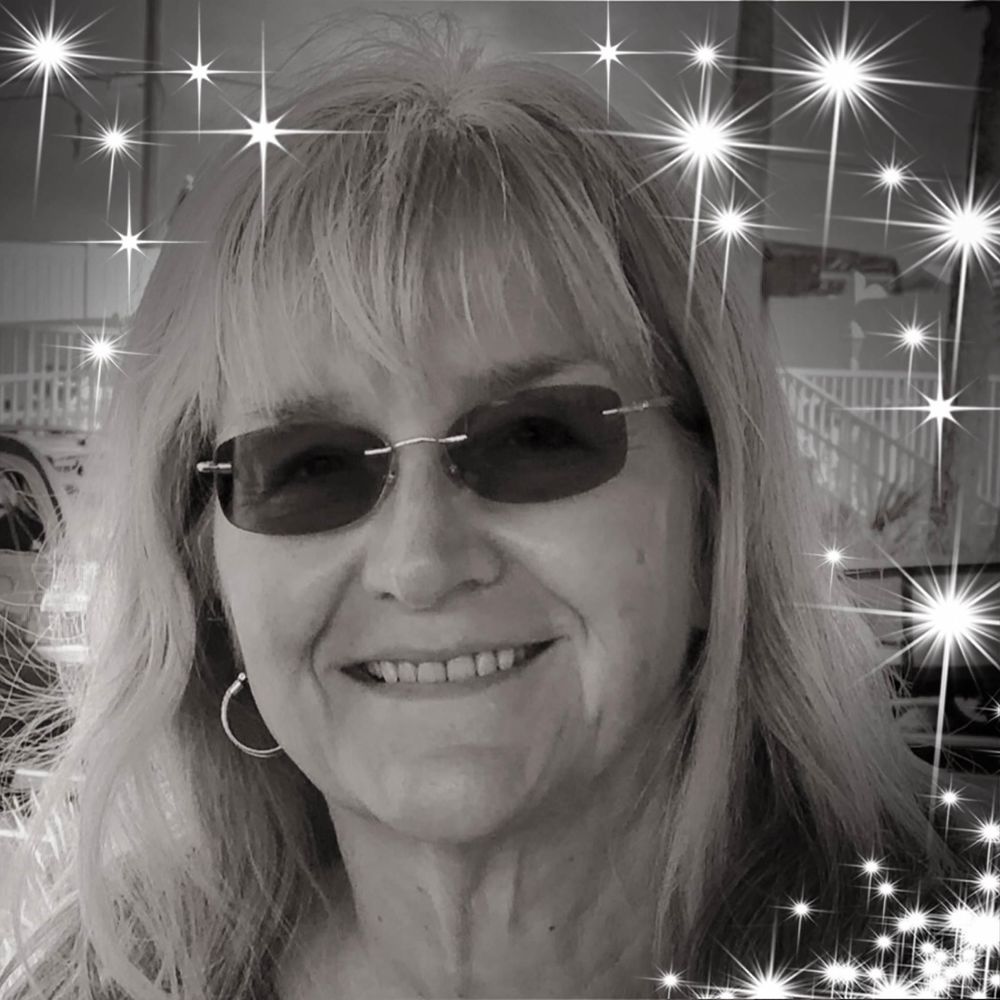 Meet your Posher, Monica